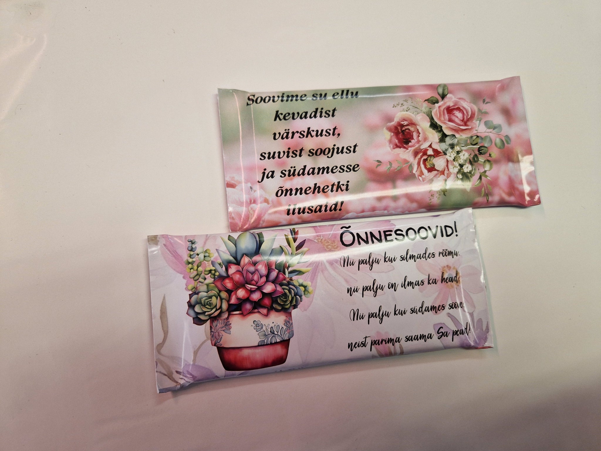 100g šokolaad ümbrisega (vali enda lemmik)